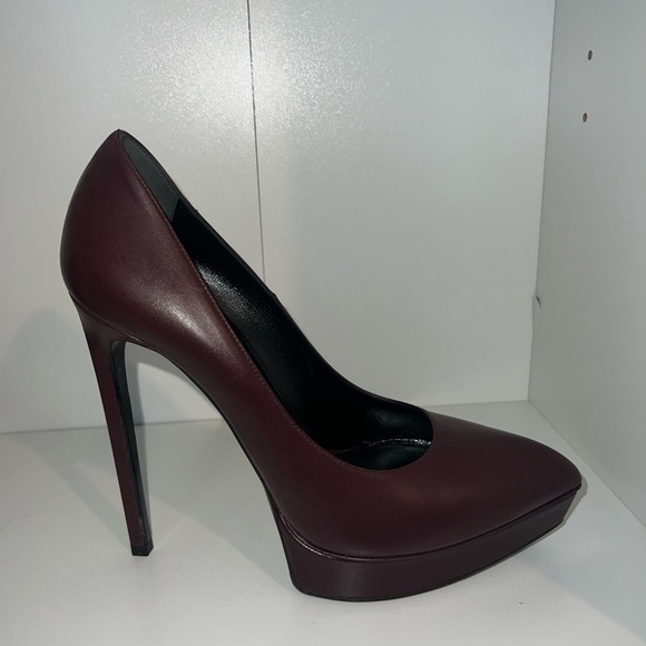 Saint Laurent Paris Janis 105
Leather Platform Pumps - Picture 8 of 8